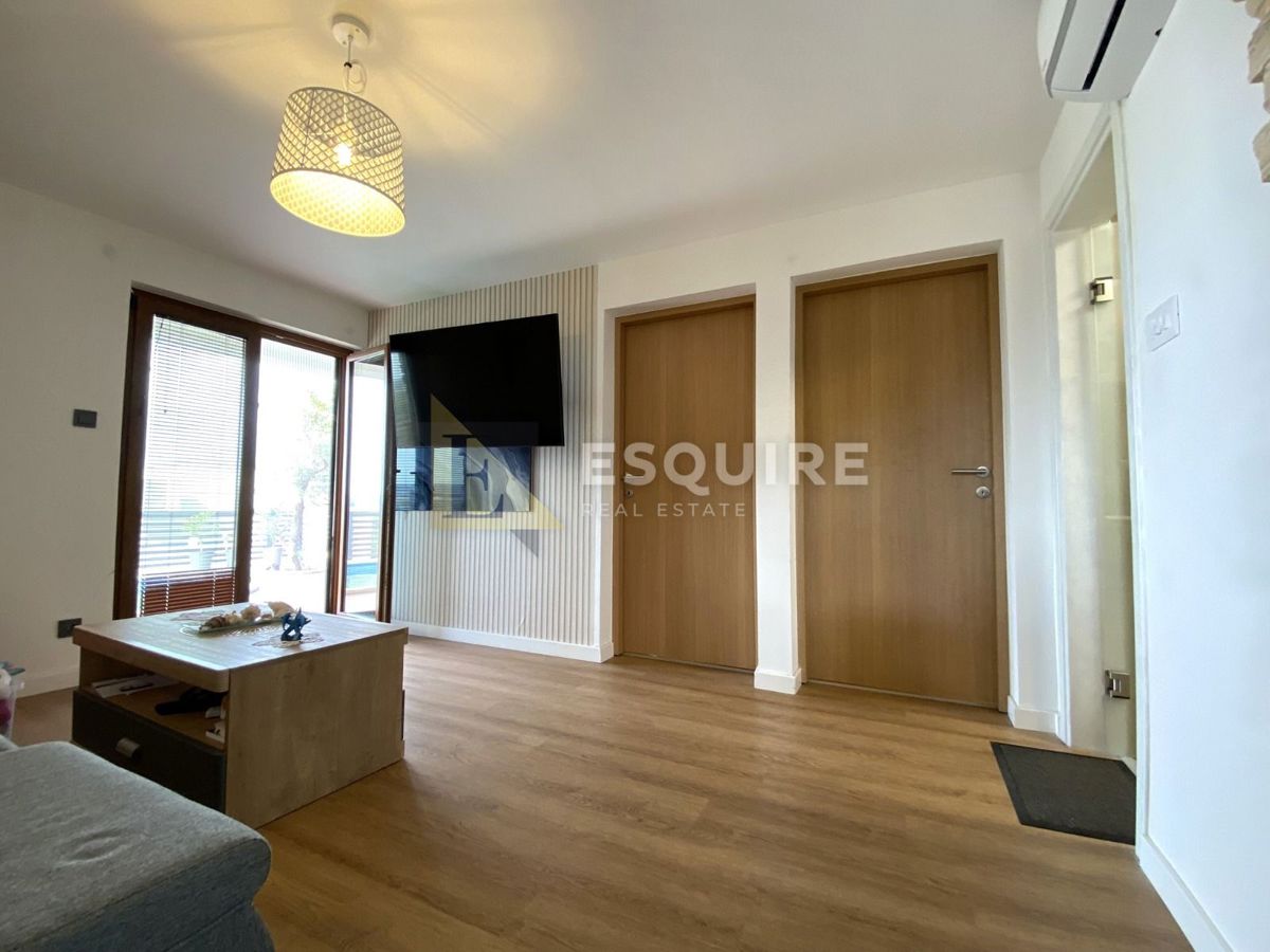 Casa Rovanjska, Jasenice, 154m2