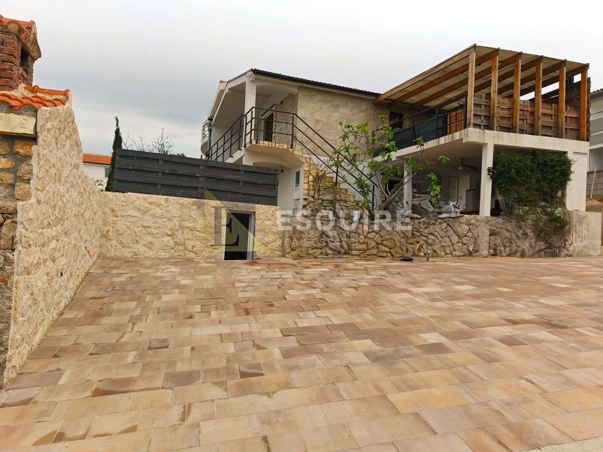 Casa Rovanjska, Jasenice, 154m2