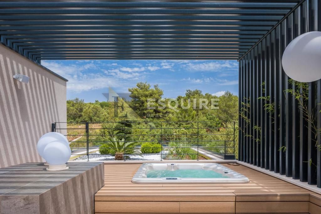 Casa Diklo, Zadar, 453m2