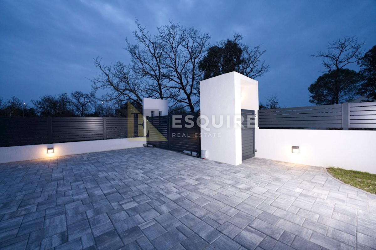 Casa Zaton, Nin, 230m2