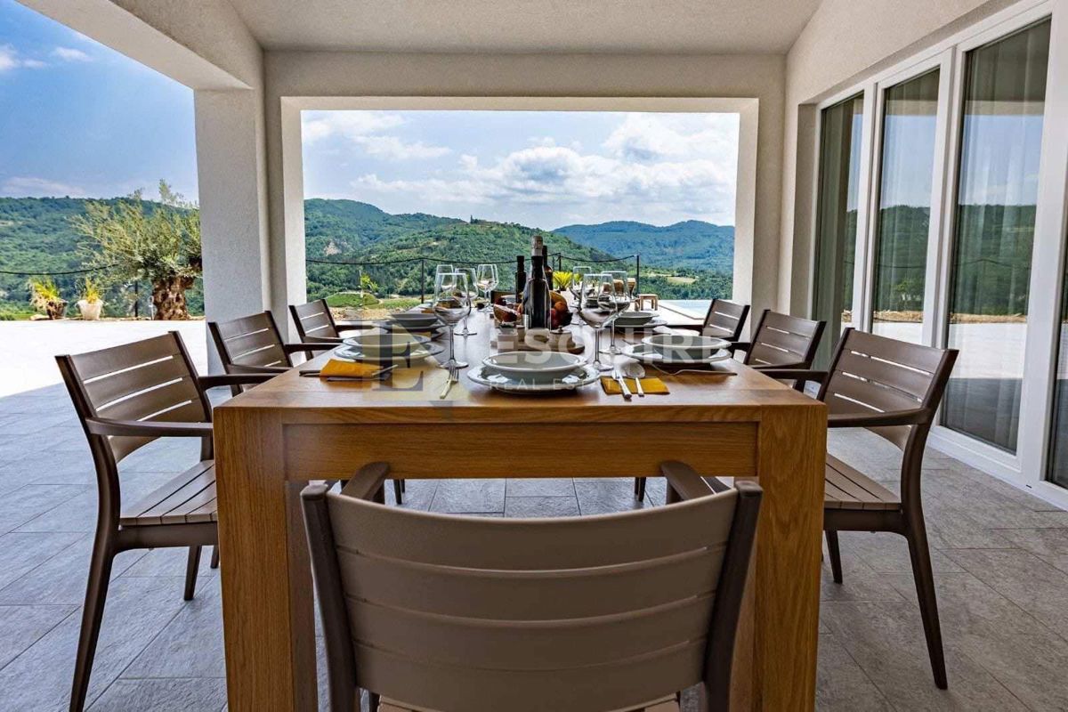 Casa Draguć, Cerovlje, 274m2