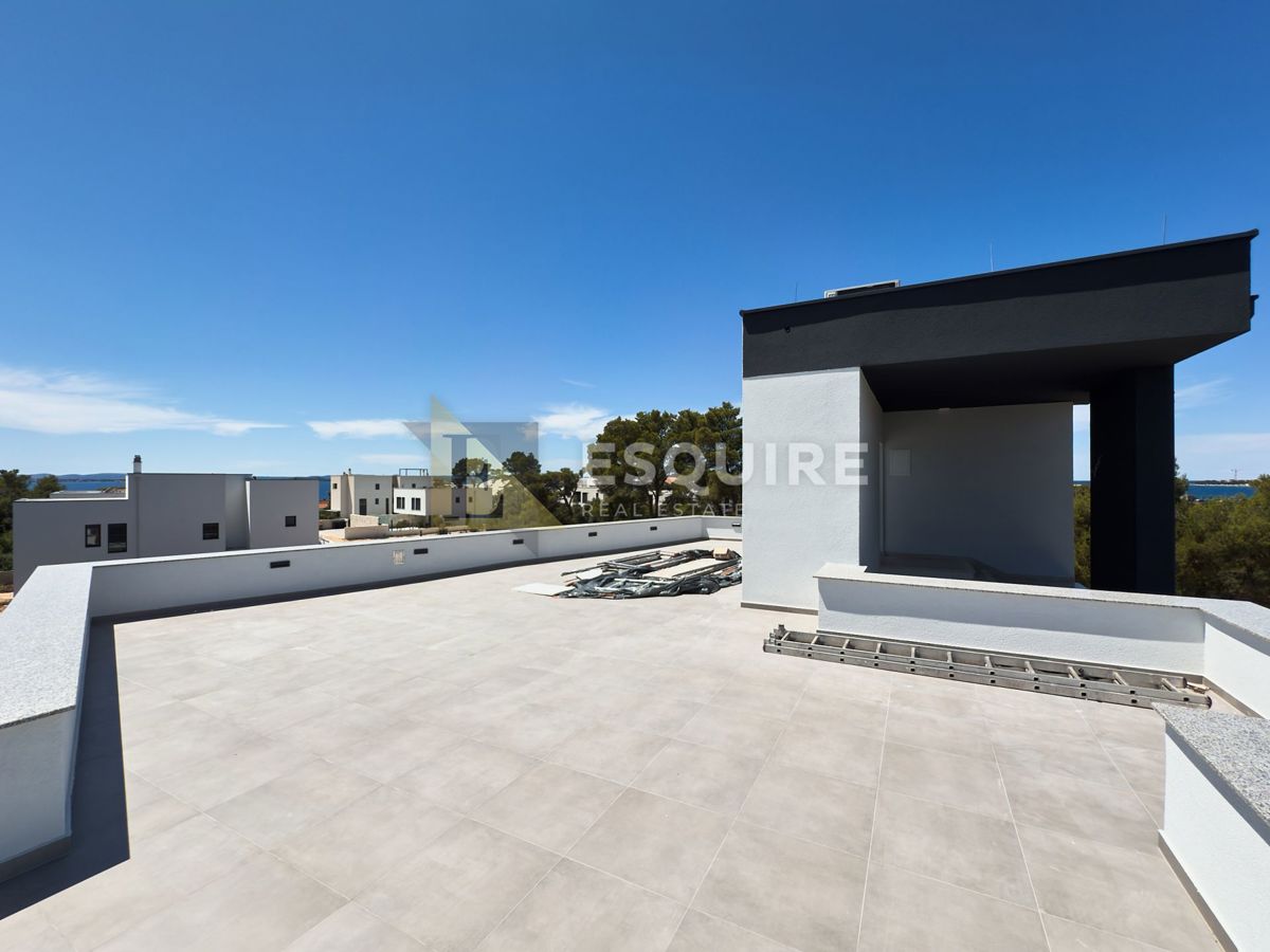 Appartamento Petrčane, Zadar - Okolica, 141m2