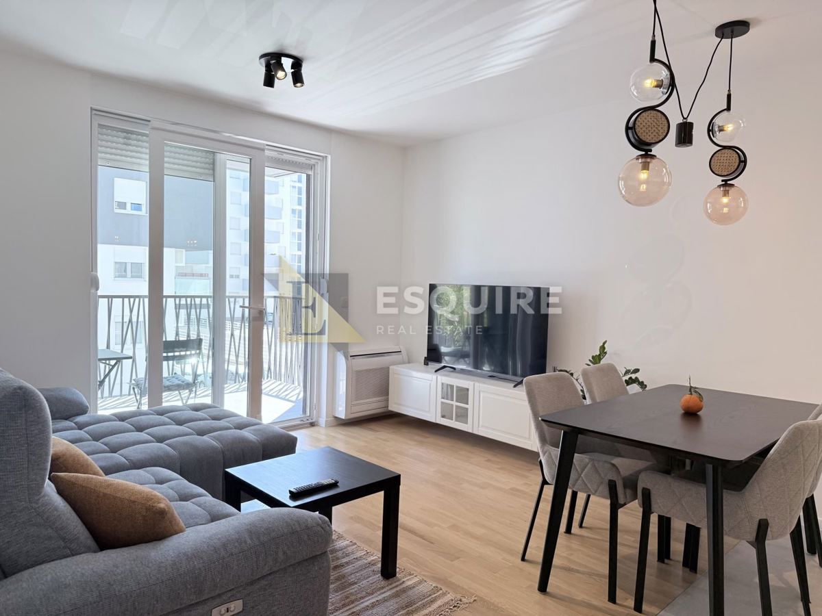 Appartamento Višnjik, Zadar, 62m2