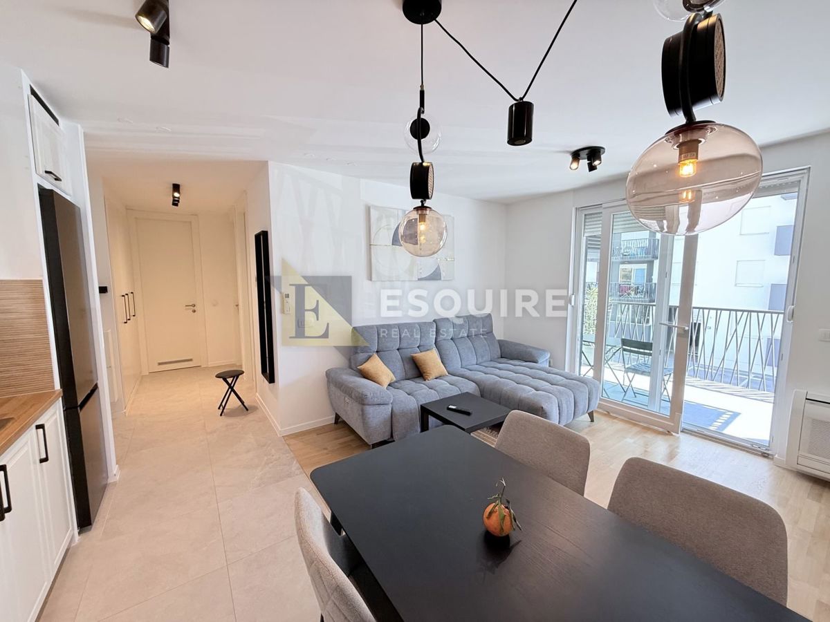 Appartamento Višnjik, Zadar, 62m2