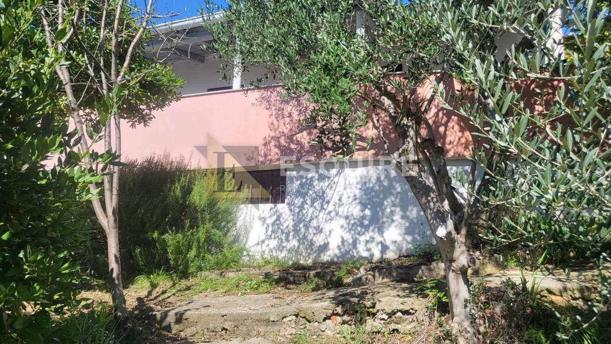 Casa Rtina, Ražanac, 937m2