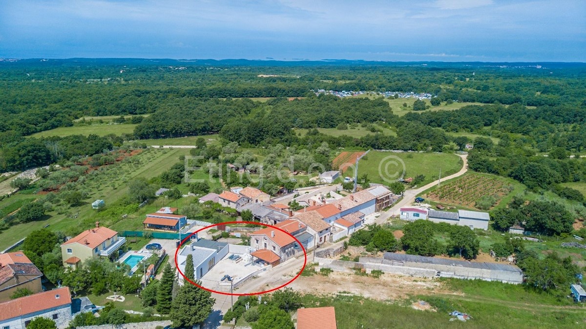 Casa rinnovata, in una posizione tranquilla!