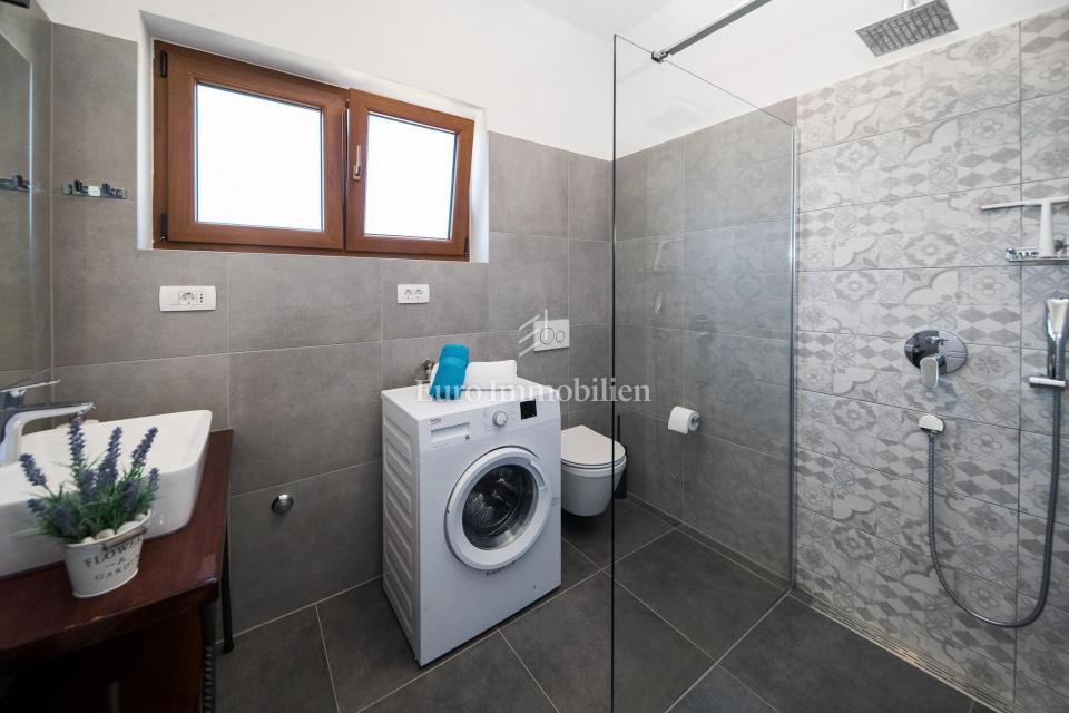 Crni mol penthouse  due appartamenti, Crikvenica