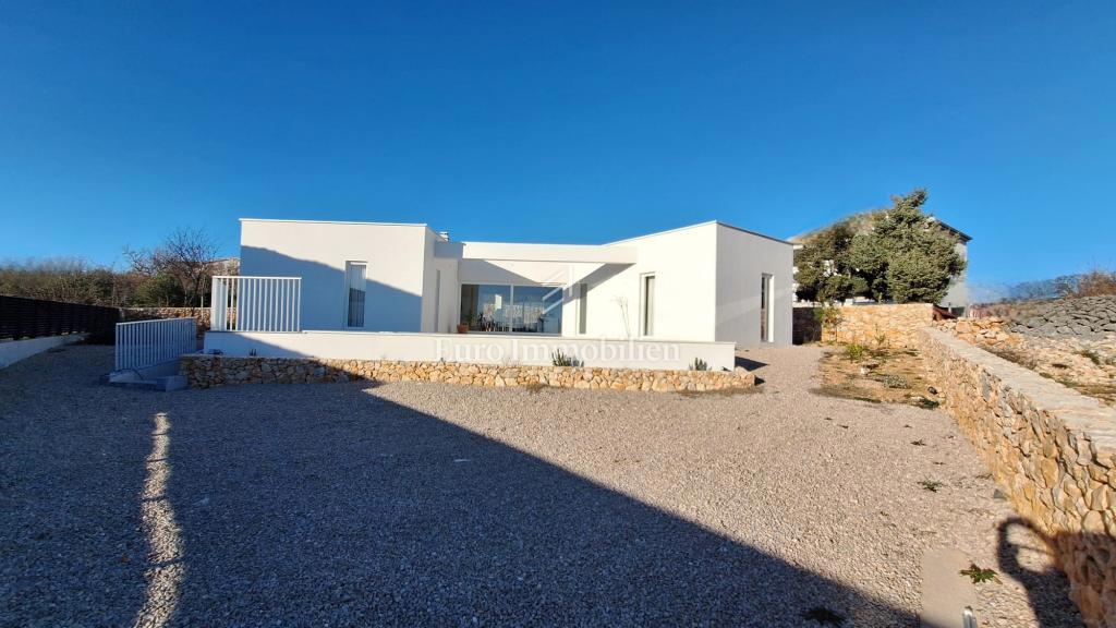 Casa con piscina e vista mare - dintorni di Veglia