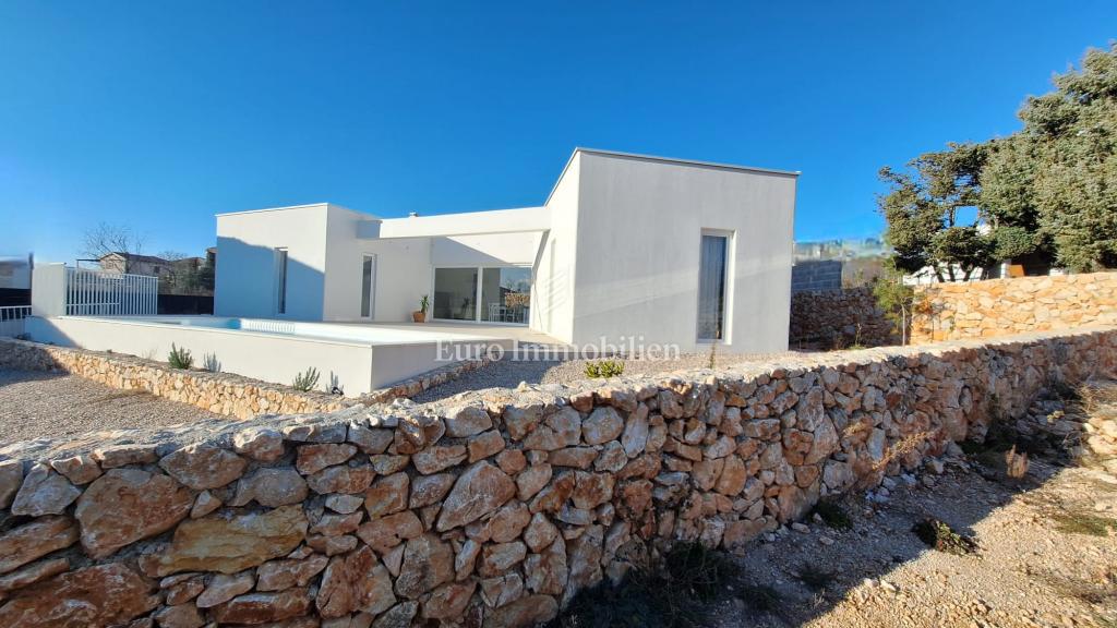 Casa con piscina e vista mare - dintorni di Veglia