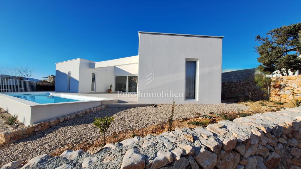 Casa con piscina e vista mare - dintorni di Veglia