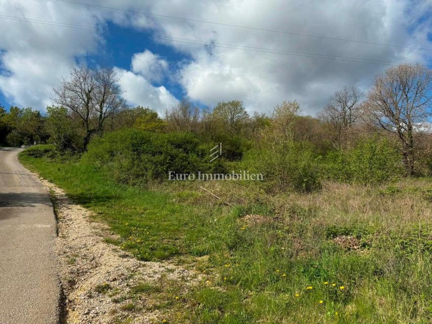 PICAN - terreno edificabile per la costruzione di ville