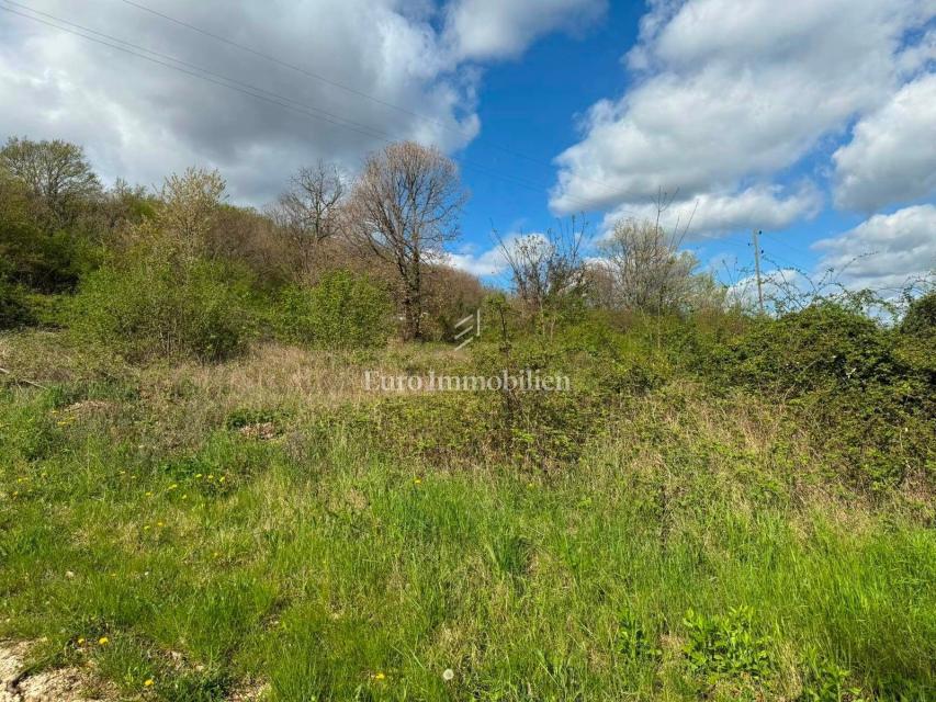 PICAN - terreno edificabile per la costruzione di ville