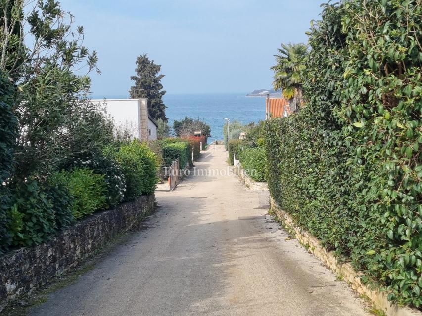 Casa al mare con due appartamenti, a 100 m dalla spiaggia