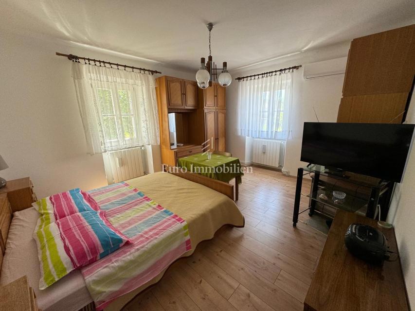 Casa in pietra vicino a Albona