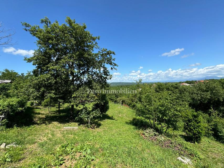 Casa in pietra vicino a Albona