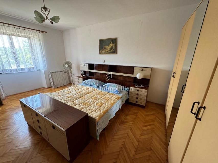Casa in pietra vicino a Albona