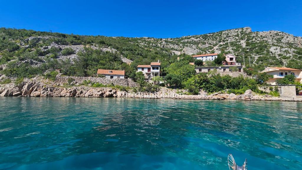 Casa Jablanac in riva al mare