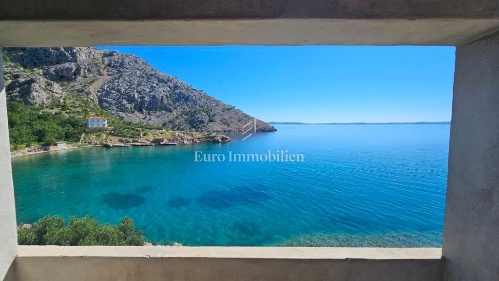 Casa Jablanac in riva al mare