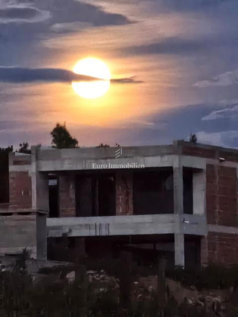 Villette di nuova costruzione con vista mare