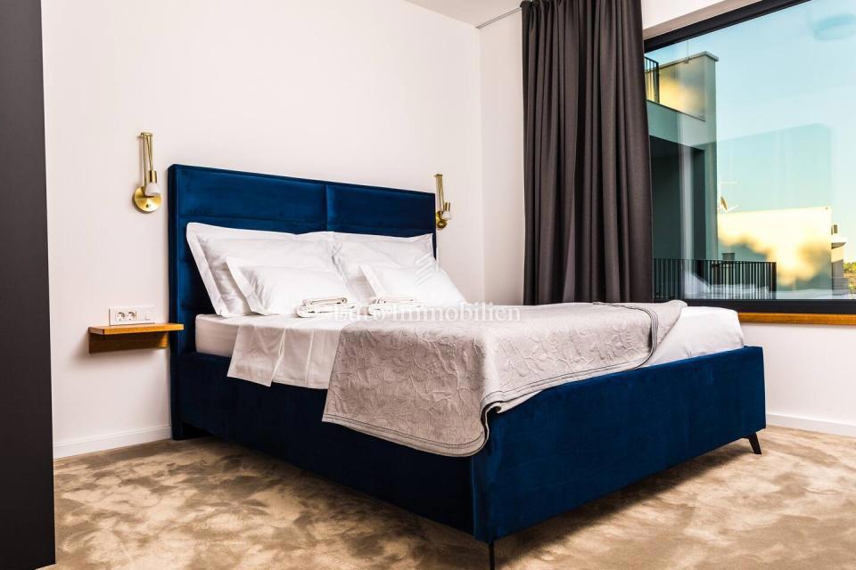 Vir, villa urbana con piscina