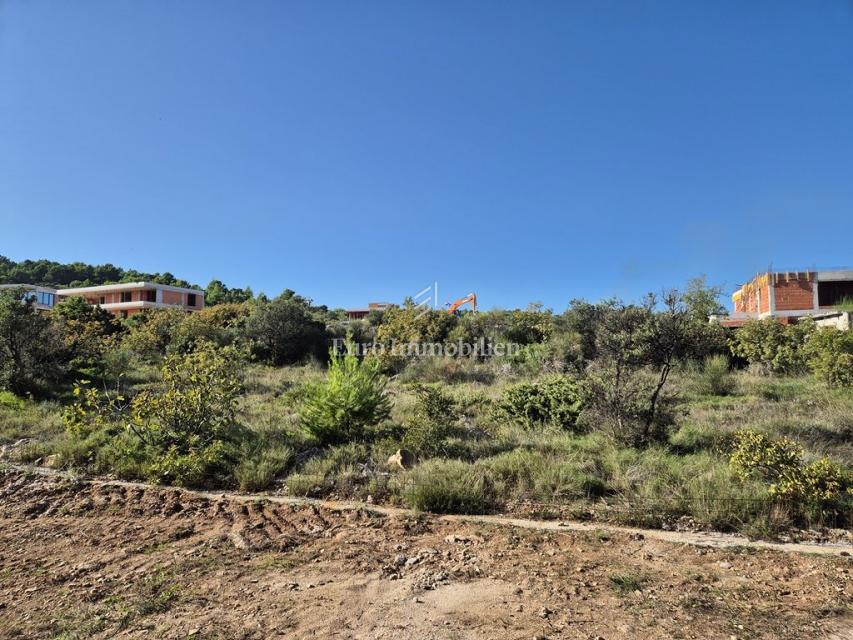 Vodice - terreno edificabile con vista mare