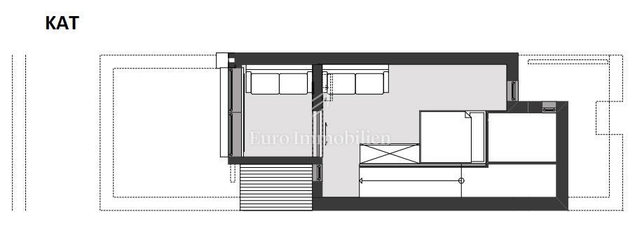 Isola di Pag - appartamento duplex con tre camere 