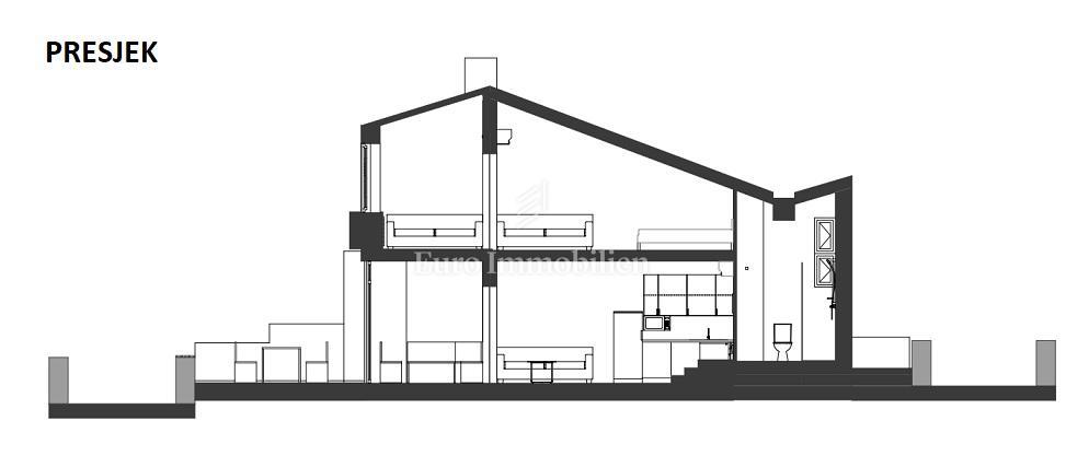 Isola di Pag - appartamento duplex con tre camere 