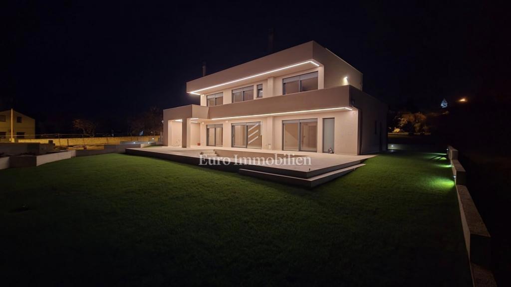 Parenzo - villa con piscina