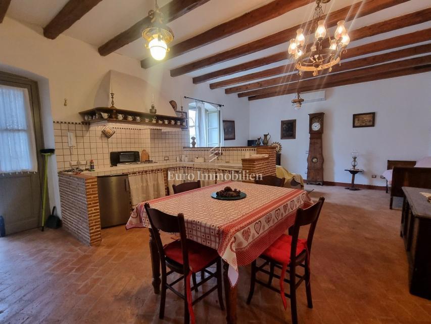 Poreč - casa in pietra con due appartamenti separati, vicino al mare