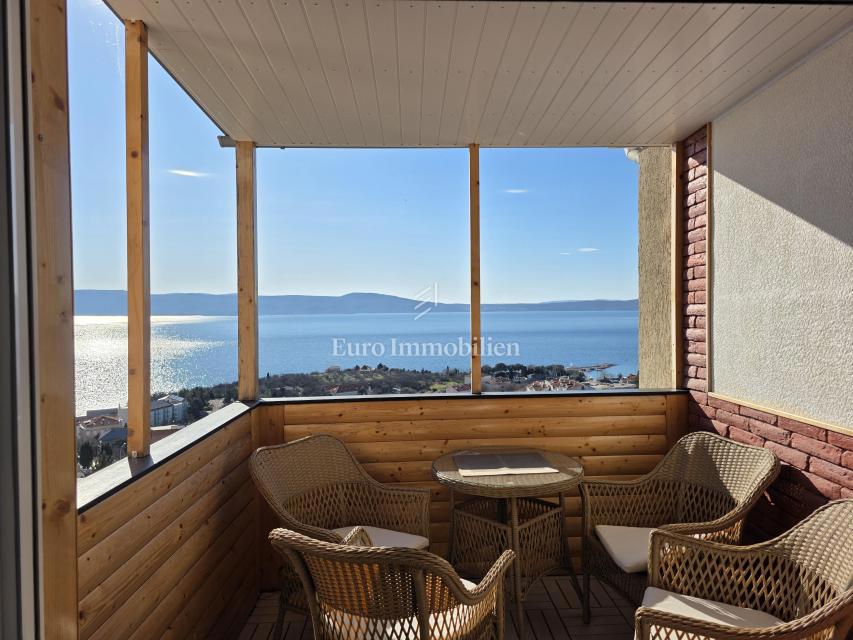 Novi Vinodolski - appartamento duplex con una bellissima vista