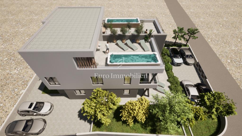 Bellissimo appartamento in un nuovo edificio, vista mare