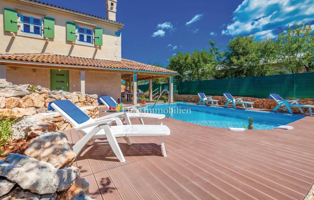 Casa con piscina in una posizione tranquilla - isola di Krk