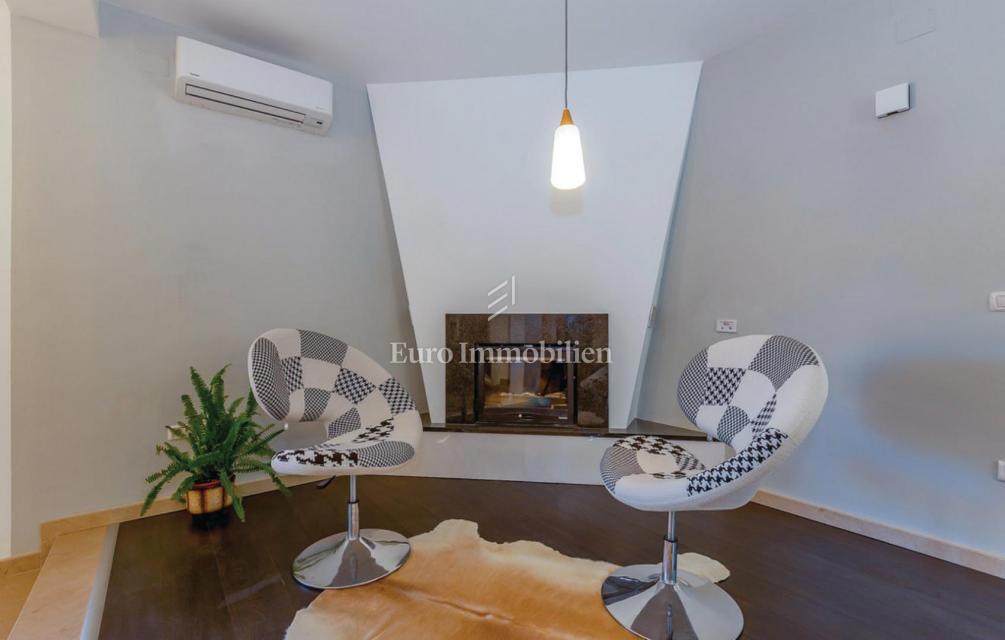 Casa con piscina in una posizione tranquilla - isola di Krk
