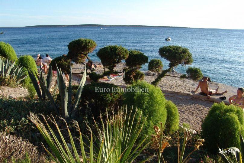 Mandre - casa a schiera con piscina e giardino