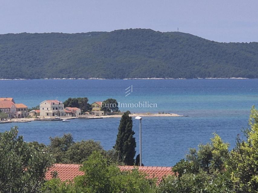 Brodarica - appartamento vicino alla spiaggia 