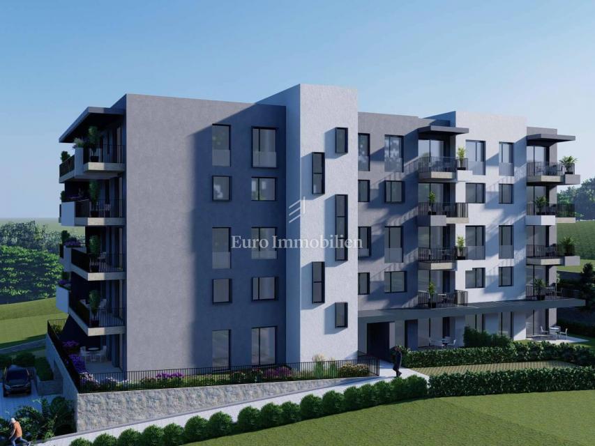 Makarska - nuovo edificio in una posizione attraente