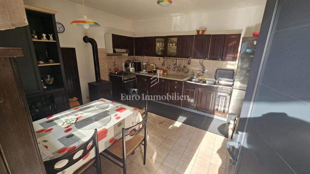 Novi Vinodolski - appartamento e due monolocali