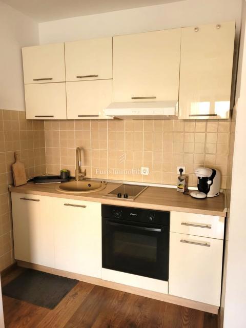 Appartamento in un'ottima posizione nella città di Krk