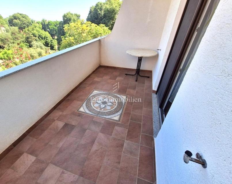 Appartamento in un'ottima posizione nella città di Krk