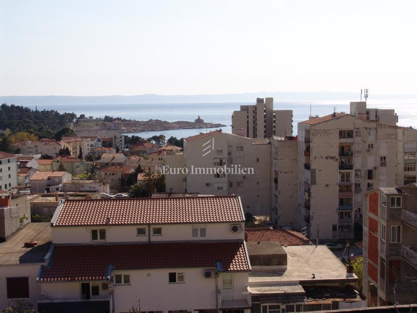 Makarska - condominio con una bellissima vista