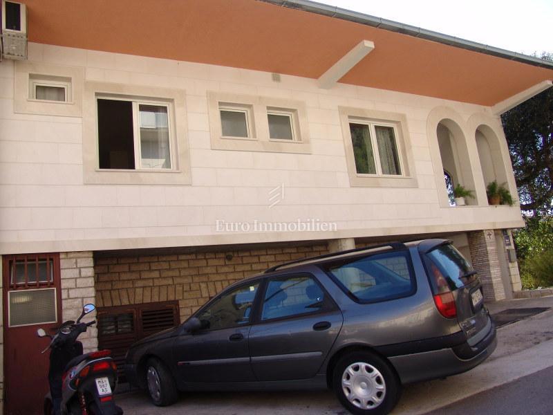 Makarska - condominio con una bellissima vista