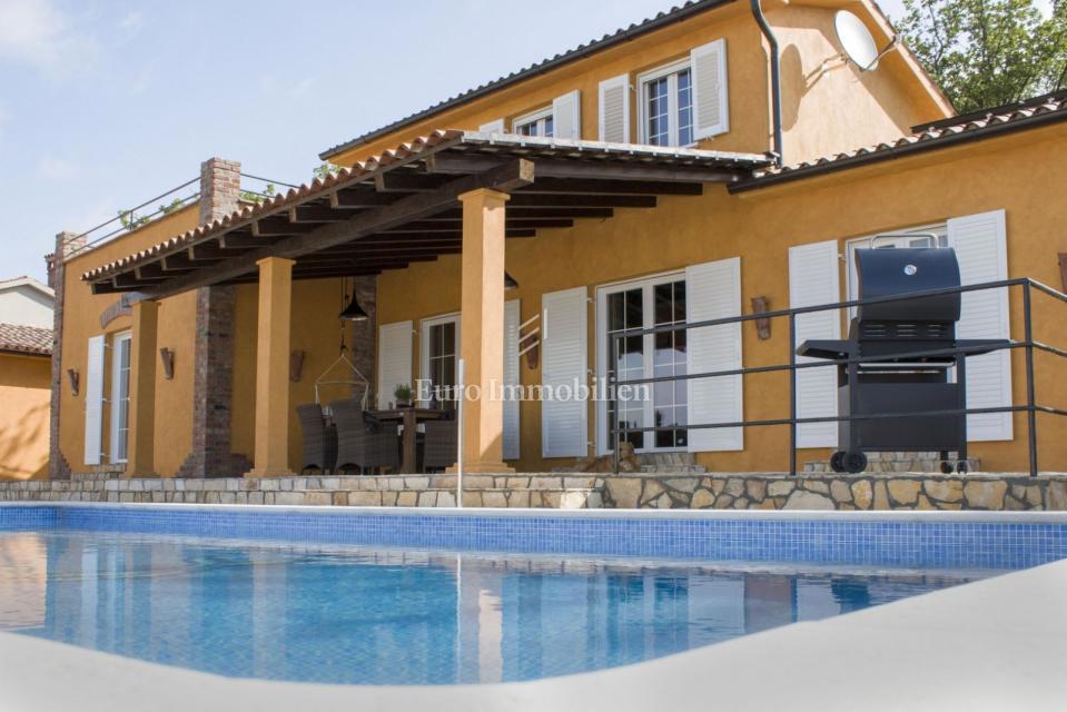 Istria, Albona – Villa con piscina riscaldata e vista mare