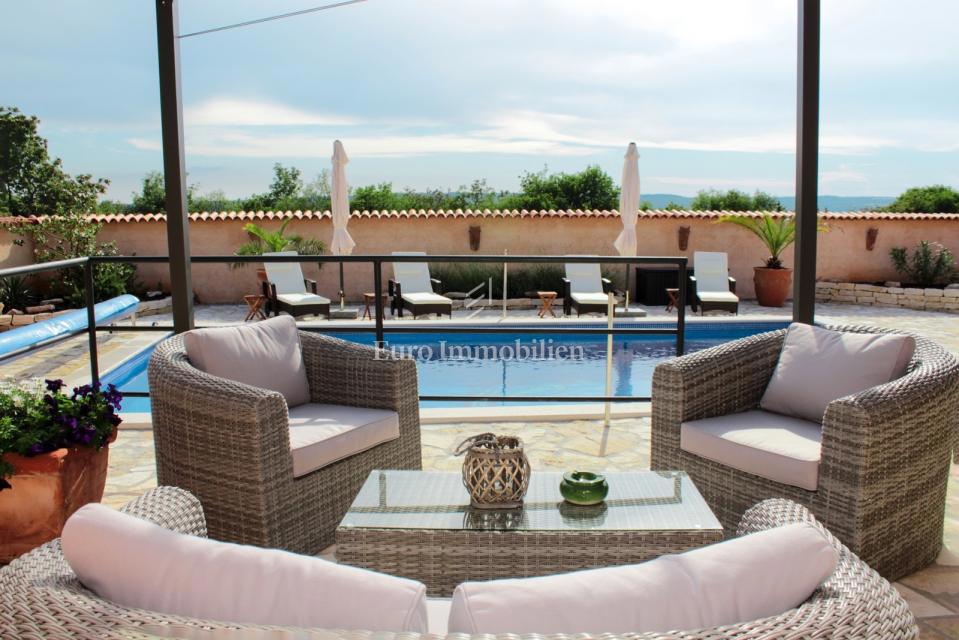 Istria, Albona – Villa con piscina riscaldata e vista mare