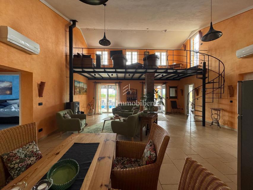 Istria, Albona – Villa con piscina riscaldata e vista mare