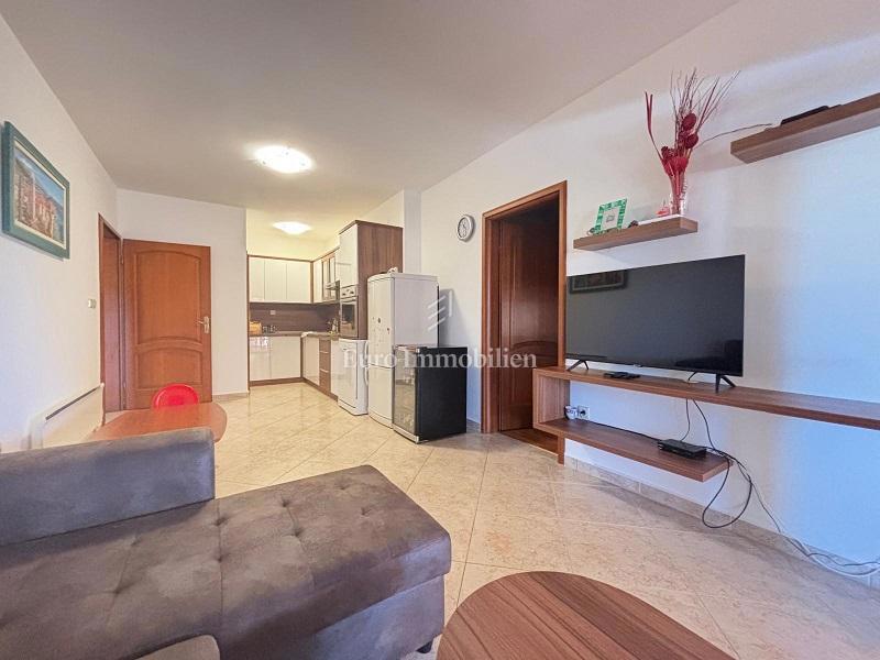 Stara Novalja – Appartamento al piano terra con terrazza