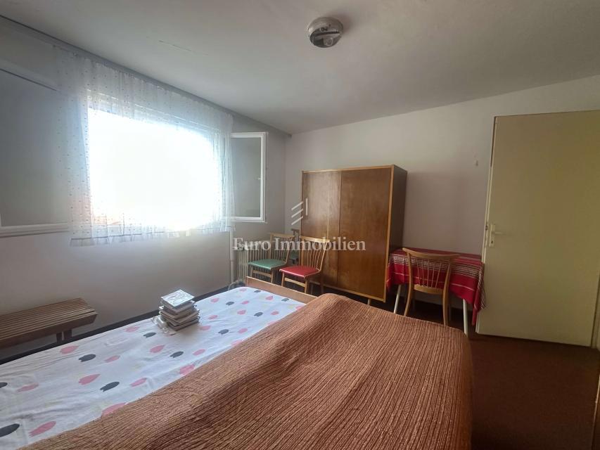 Brist – Casa indipendente, seconda fila dal mare