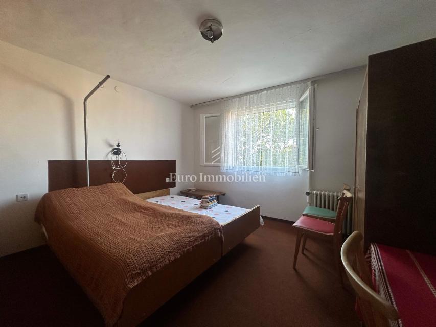 Brist – Casa indipendente, seconda fila dal mare