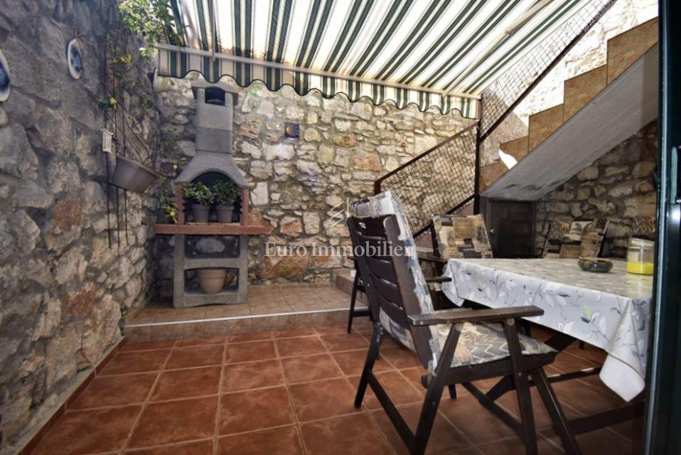 Casa in Pietra con Vista Mare