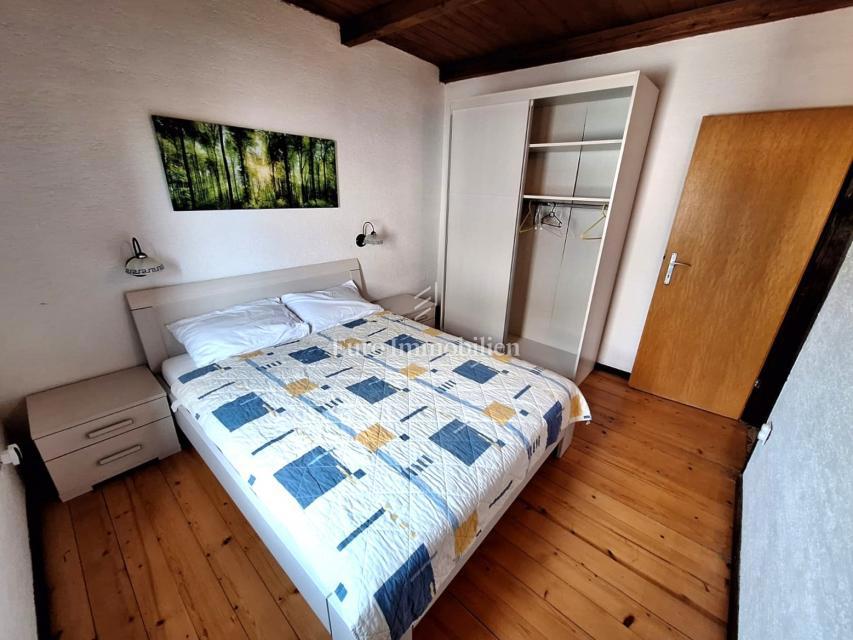 Punat, casa indipendente con piscina in buona posizione