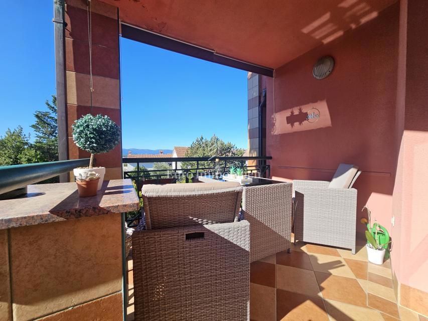 Malinska, Appartamento moderno con vista mare